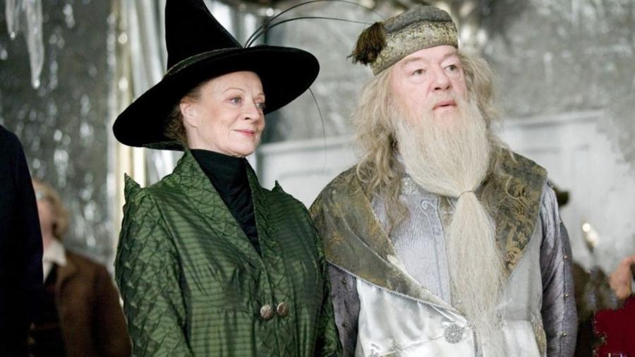 Maggie Smith e Michael Gambom em "Harry Potter" - Divulgação