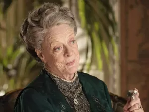 Nunca viu 'Downton Abbey' e não sentiu que atuou em 'Harry Potter': revelações de Maggie Smith