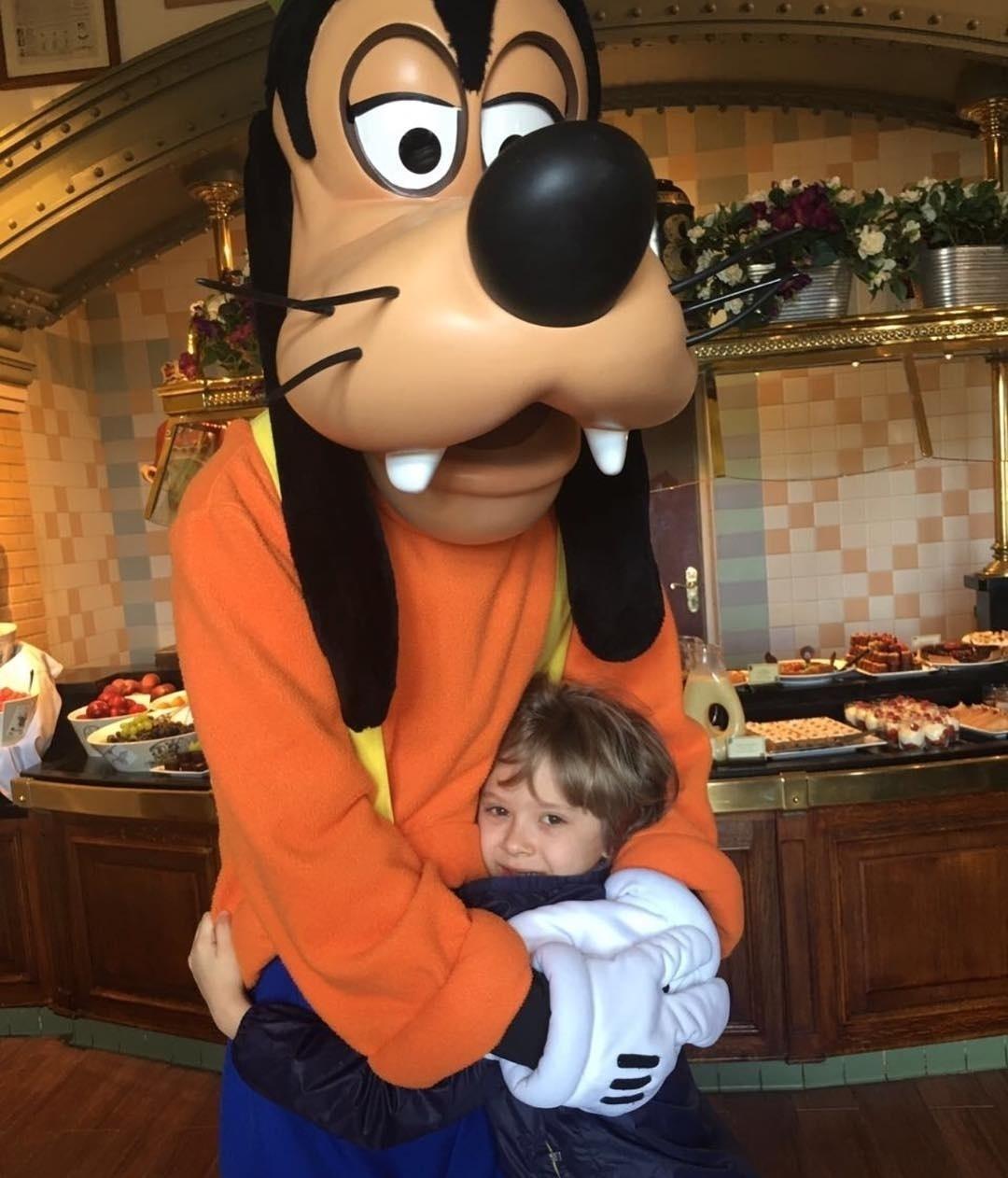 Ah, aquele abraço fofo no Pateta - Reprodução/InstagramVittoriogioficial