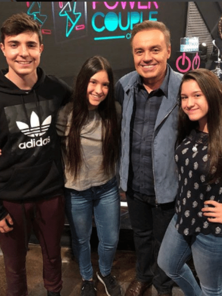 Gugu Liberato com os filhos João Augusto, Sofia e Marina - Reprodução/Instagram/guguliberato