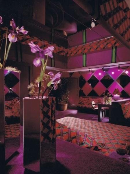 O decorador do Mutiny, que tinha muitos clientes da Colômbia e de Cuba, se empenhou em "seduzir o macho latino"  - Carolyn Robbins - Carolyn Robbins