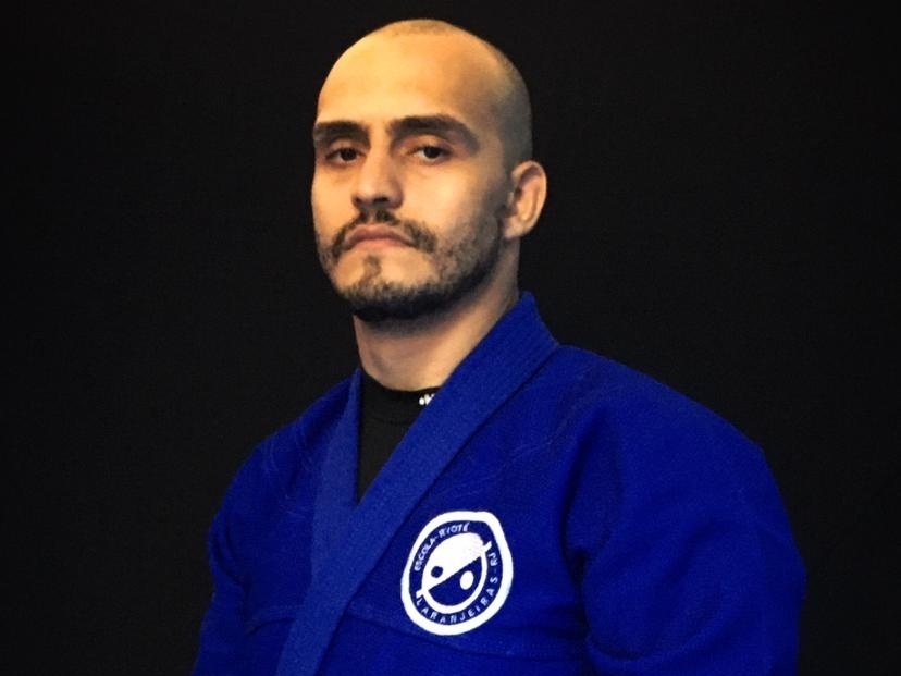 "Era explosivo e as artes marciais me trouxeram equilíbrio"