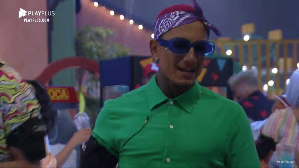 A Fazenda 2021: Dynho Alves durante festa - Reprodução/Playplus