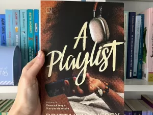 Com luto e dor, 'A Playlist' é uma história de amor para rir e chorar