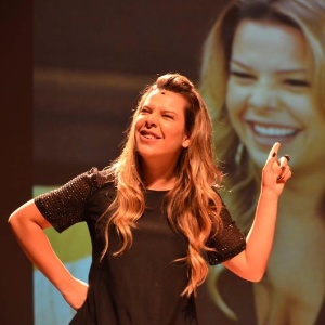 Fernanda Souza apresenta o stand-up "Meu Passado Não Me Condena", no Rio - Divulgação - Divulgação