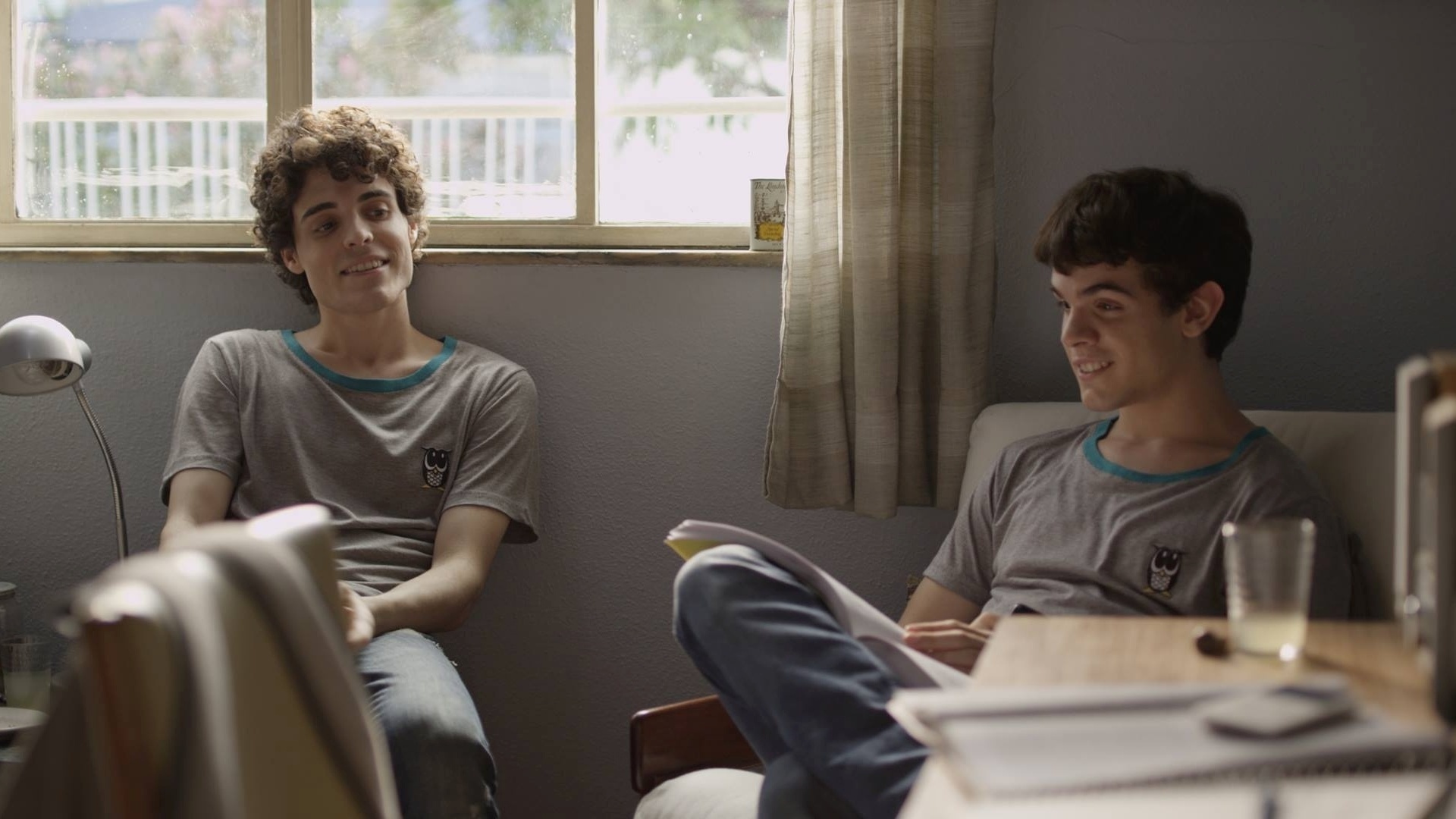 Cena do filme "Hoje Eu Quero Voltar Sozinho" (2014) - Reprodução