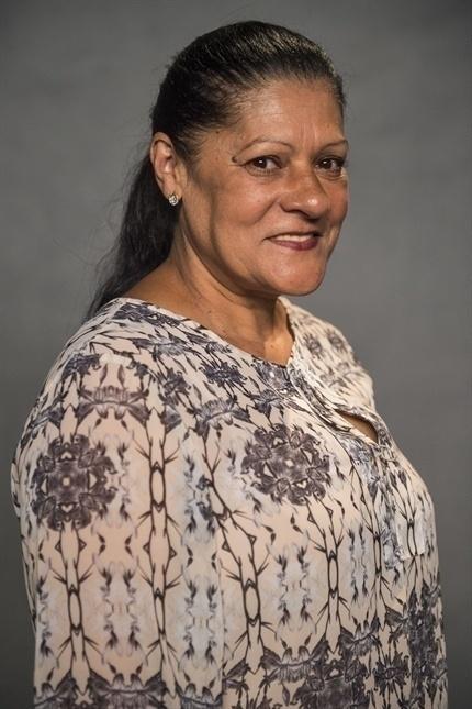 Nazaré (Luci Pereira) - Irmã de Abel (Tonico Pereira), vive em Portugal Pequeno, Niterói, para onde Abel e Zeca (Marco Pigossi) vão se mudar após deixarem Parazinho - Mauricio Fidalgo/TV Globo