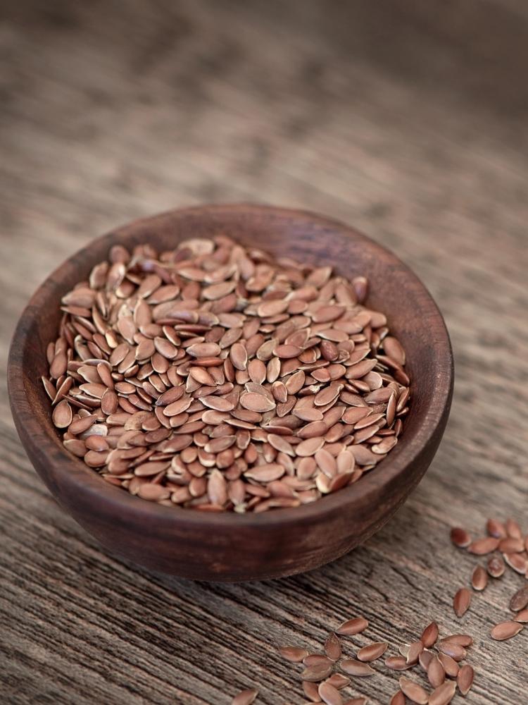 Reduz acne,emagrece: os benefícios da semente de linhaça à saúde
