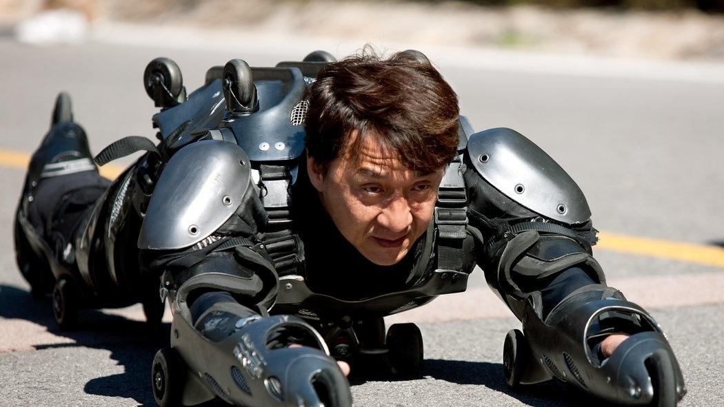 Jackie Chan em cena no filme "Operação Zodíaco? (2012) - Divulgação