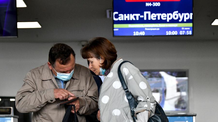 Rússia enfrenta onda de infecções provocadas pela variante delta do coronavírus - Getty Images