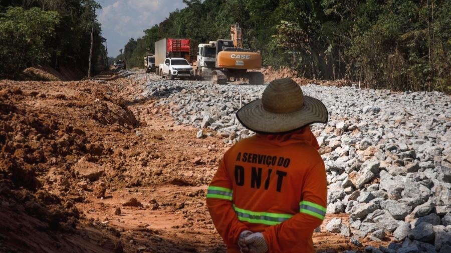 Obras do DNIT no Trecho do Meio. Órgão admite que já iniciou o processo de pavimentação da BR-319 - Caio Guatelli