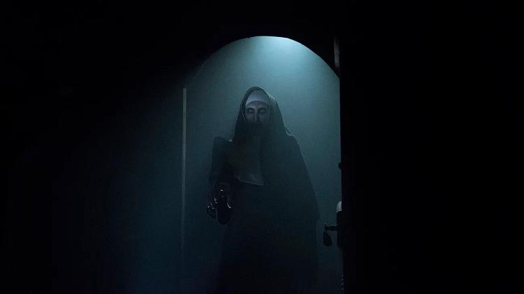 Bonnie Aarons é conhecida pelo papel da freira demônio Valak em "A Freira"