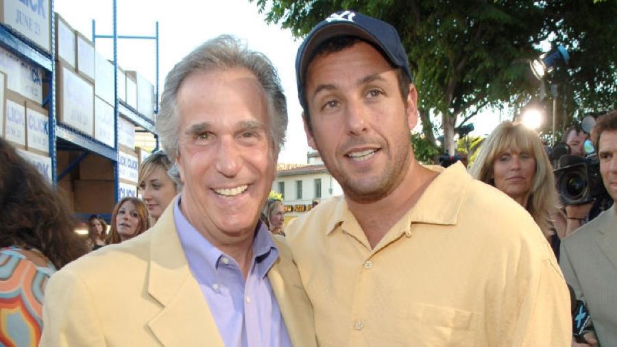 Henry Winkler e Adam Sandler são parceiros de longa data - Getty Images