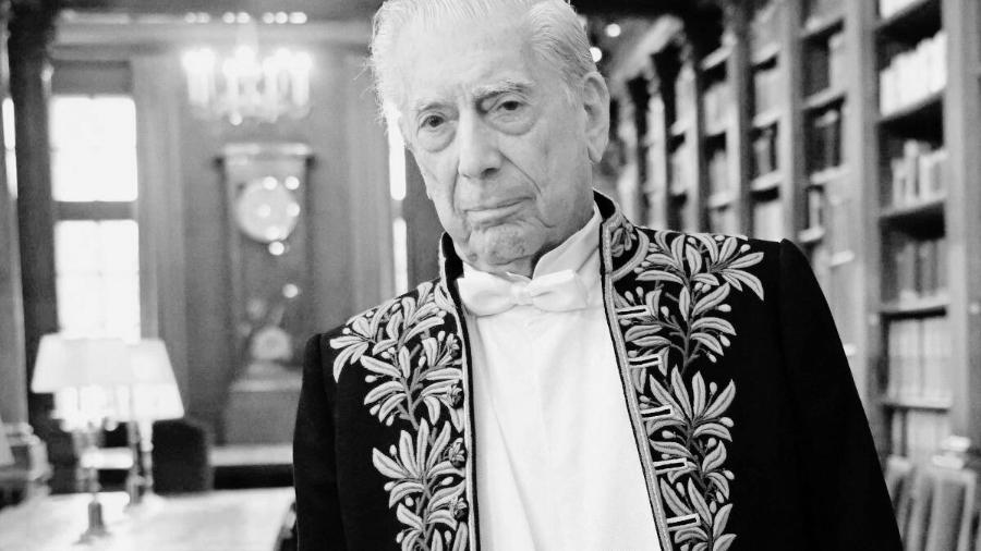 O escritor peruano Mario Vargas Llosa O escritor peruano Mario Vargas Llosa