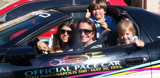 Emerson Fittipaldi com a família - Manuela Scarpa/Photo Rio News