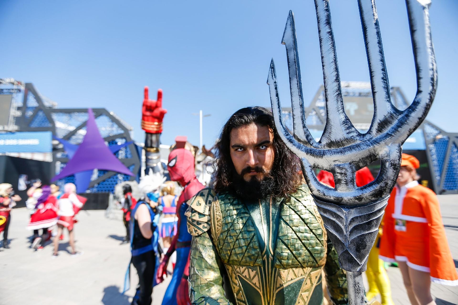 Cidade dos cosplays: Super-heróis e personagens da fantasia invadem o RiR - Marco Antonio Teixeira/ UOL