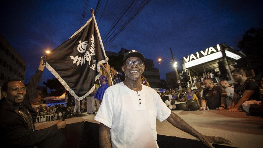 Fernando Penteado é membro do Departamento Cultural e da Velha Guarda da escola de samba Vai-Vai, em São Paulo - Marcelo Justo/UOL
