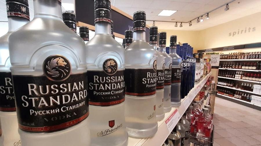 A marca de vodka russa Russian Standard (foto) está sendo sabotada pelas redes de supermercado britânicas  - REUTERS/PATRICK DOYLE