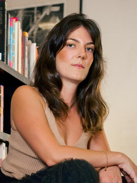 Alessandra de Blasi, autora do livro "Antologia da Desilusão" - Fred Ferrer/Divulgação