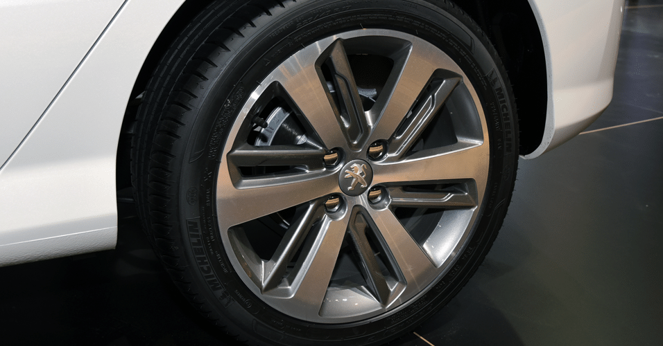 Peugeot 308 - Murilo Góes/UOL