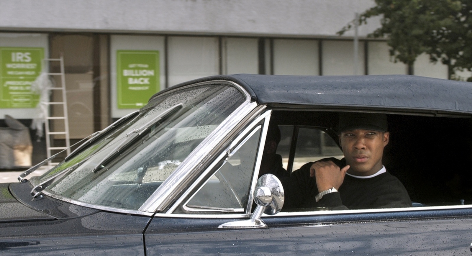 Cena de "Straight Outta Compton - A História do N.W.A." - Divulgação