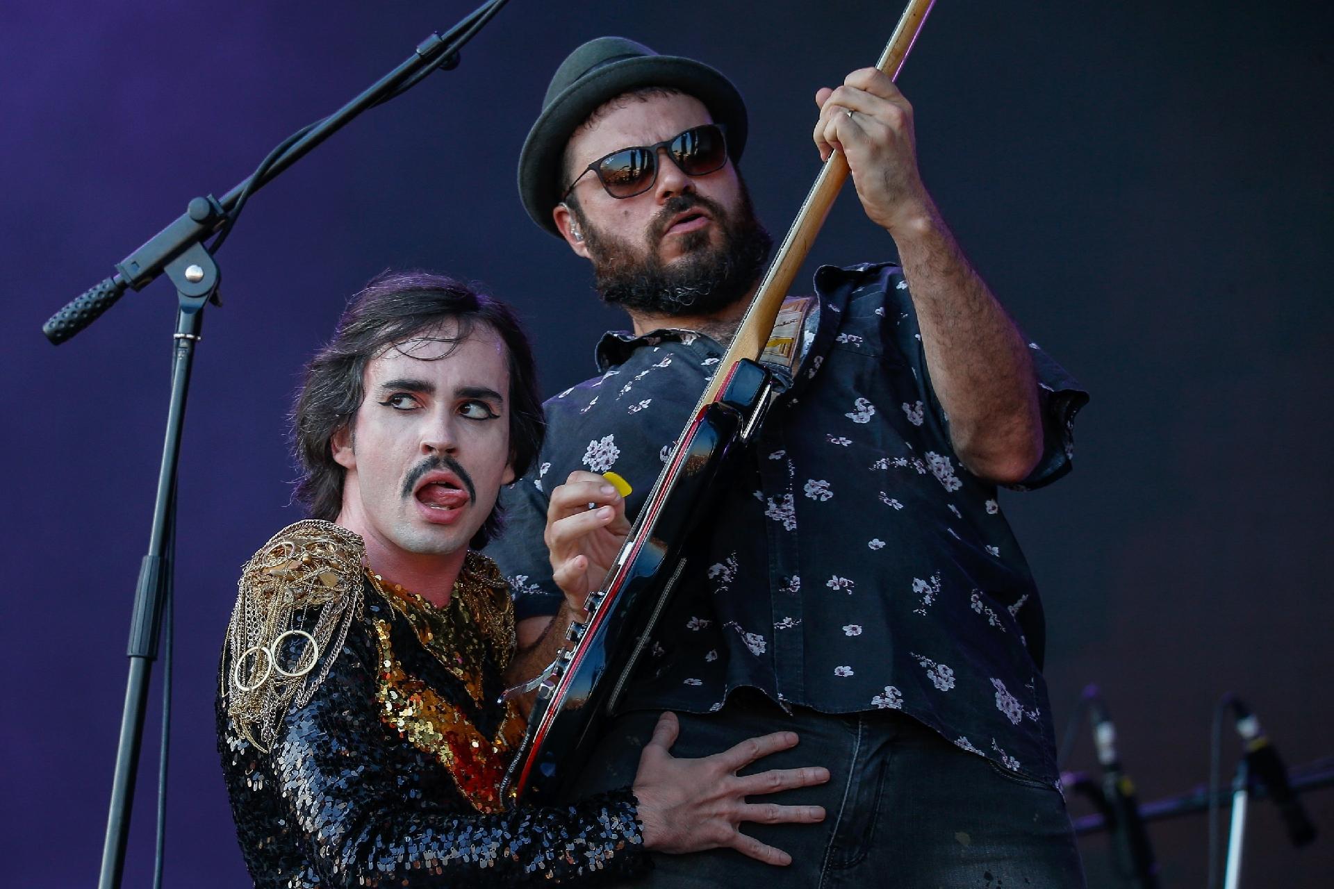 Johnny Hooker convidou Liniker e Almério para cantar a representatividade gay no Palco Sunset, no terceiro dia do Rock in Rio 2017 - Marco Antonio Teixeira/UOL