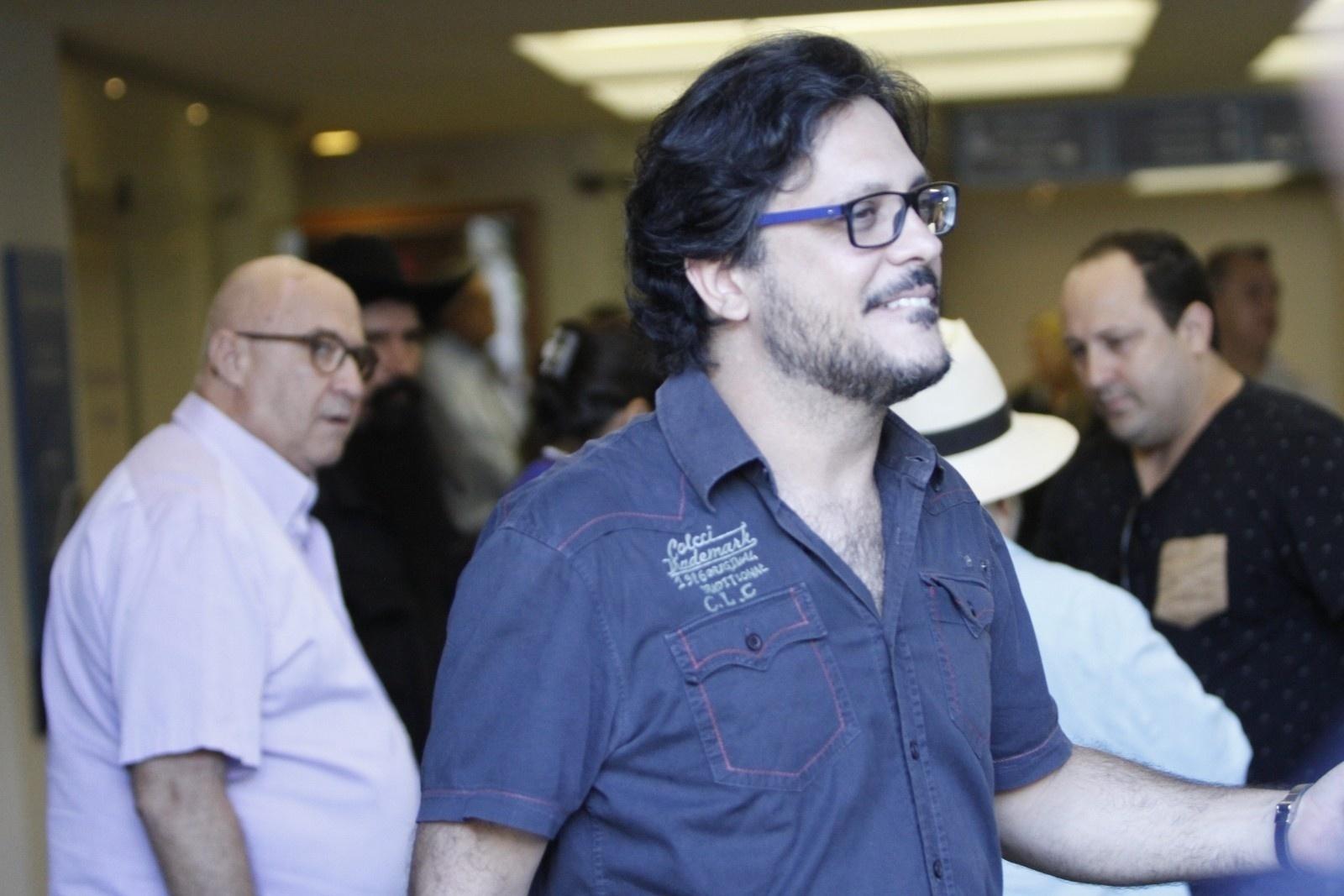 Lucio Mauro Filho comparece ao velório do humorista Agildo Ribeiro - Marcos Ferreira/Brazil News