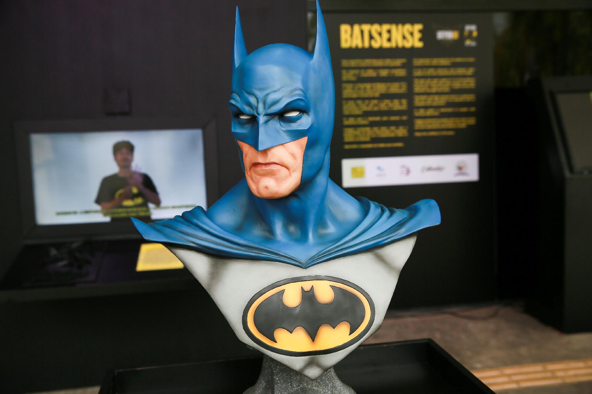 Batman 80 - Exposição ganhou uma área acessível e ativações específicas para deficientes visuais e auditivos. - Iwi Onodera/UOL