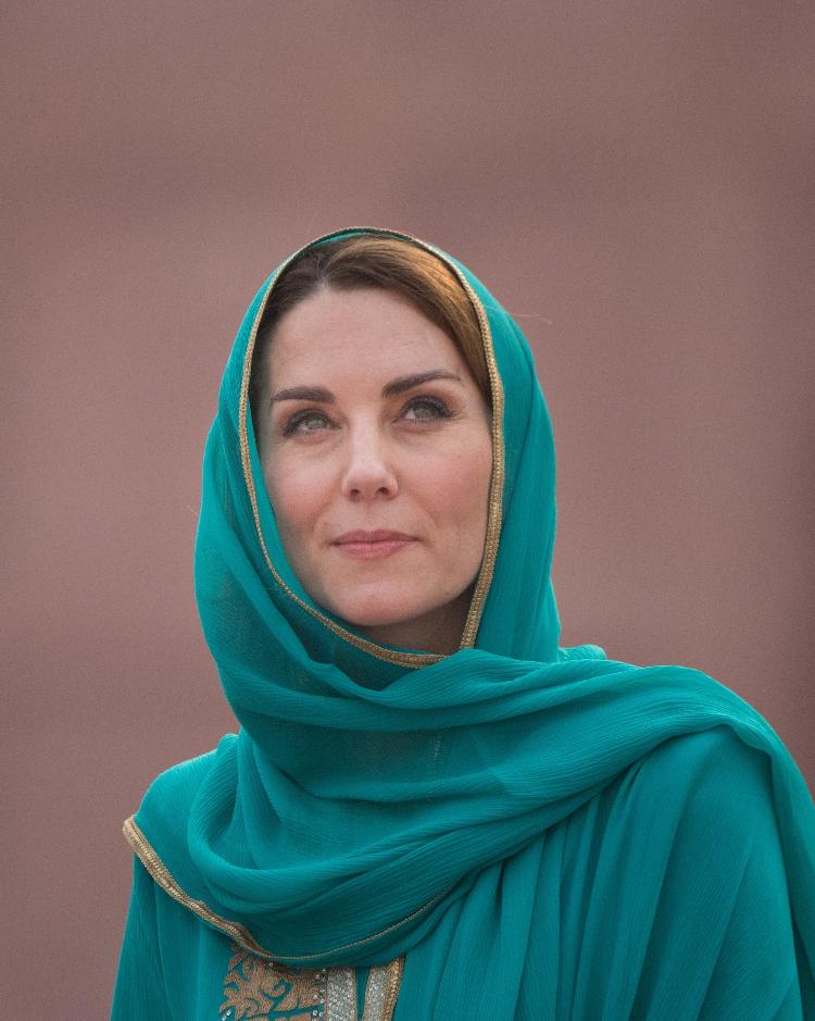 LAHORE, PAKISTAN - OCTOBER 17: Catherine, Duchess of Cambridge visits the Badshahi Mosque on October 17, 2023 in Lahore, Pakistan. Their Royal Highnesses The Duke and Duchess of Cambridge are on a visit of Pakistan between 14-18th October at the request of the Foreign and Commonwealth Office.  (Photo by Samir Hussein/WireImage) - Samir Hussein/WireImage - Samir Hussein/WireImage