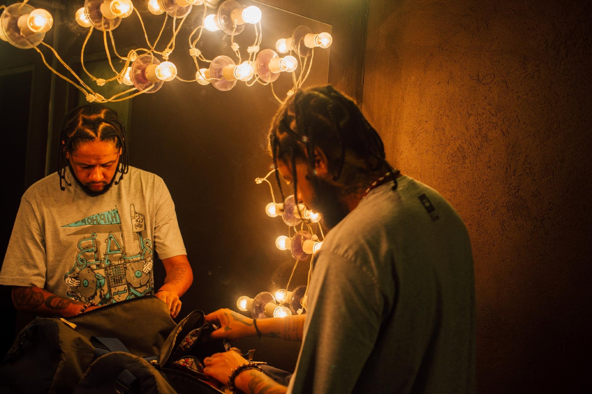 Emicida durante gravação do clipe de "Pantera Negra" em São Paulo - Caroline Lima