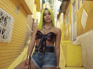 Anitta sobre CheckMate: quem sabe a gente não retoma em 2018?