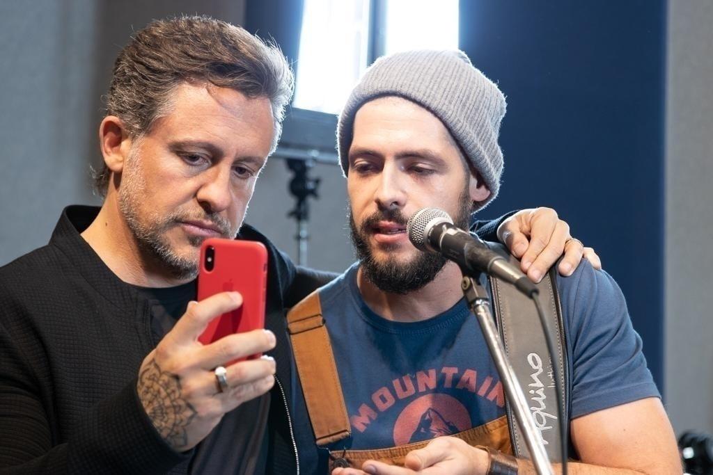 Rick Bonadio e o guitarrista e vocalista Glebo da banda Maquinamente - Divulgação