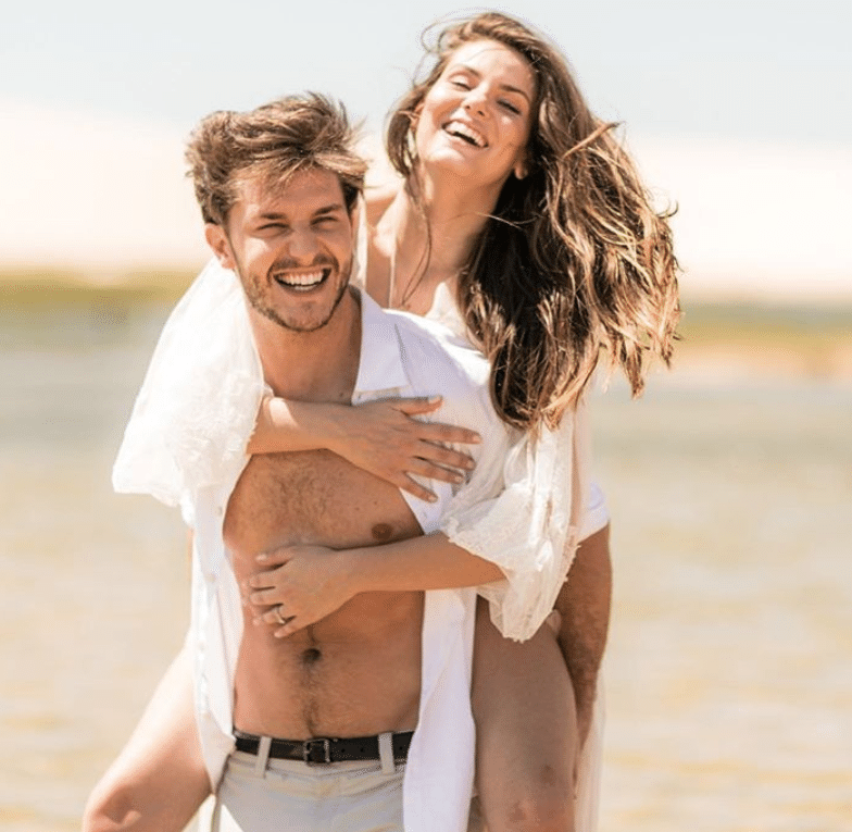 Camila Queiroz e Klebber Toledo: Veja fotos do ensaio pré-wedding do casal - Reprodução/Instagram