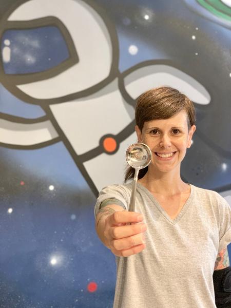 Cinthia Bracco, proprietária do Astronauta Café, na Vila Mariana, zona sul de SP - Divulgação - Divulgação