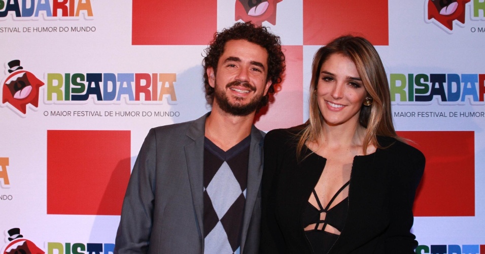 7.jul.2015 - O casal Felipe Andreoli e Rafa Brites foram duas das diversas celebridades que foram conferir o "Grande Prêmio Risadaria do Humor Brasileiro", realizado nesta terça-feira no Auditório Ibirapuera, em São Paulo