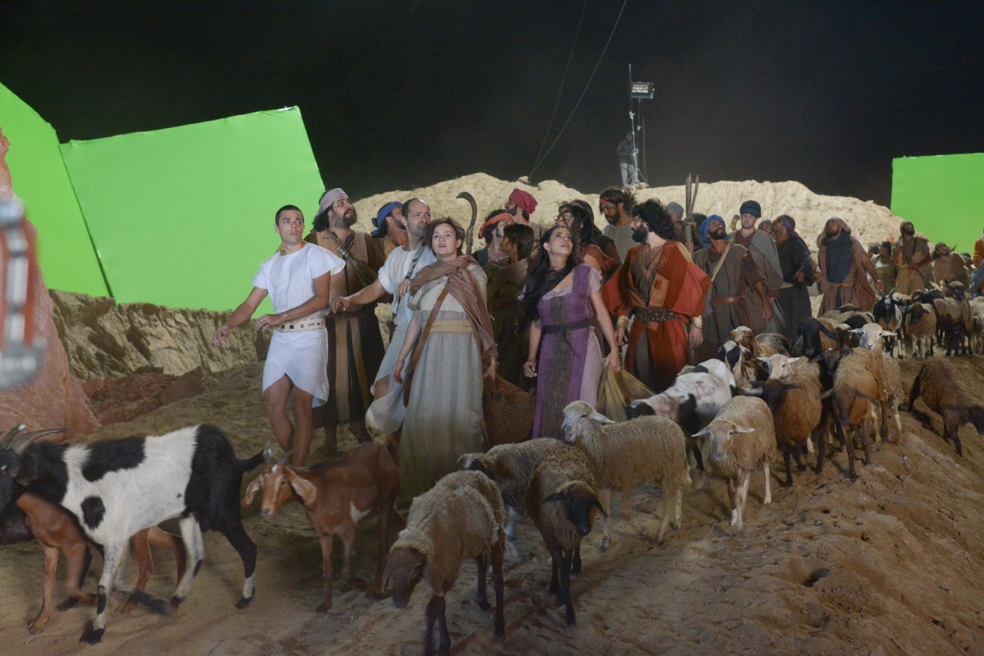 Para gravar a abertura do Mar Vermelho, a Record utilizou cerca de 120 animais, 200 figurantes e 240 profissionais - Michel Angelo/TV Record