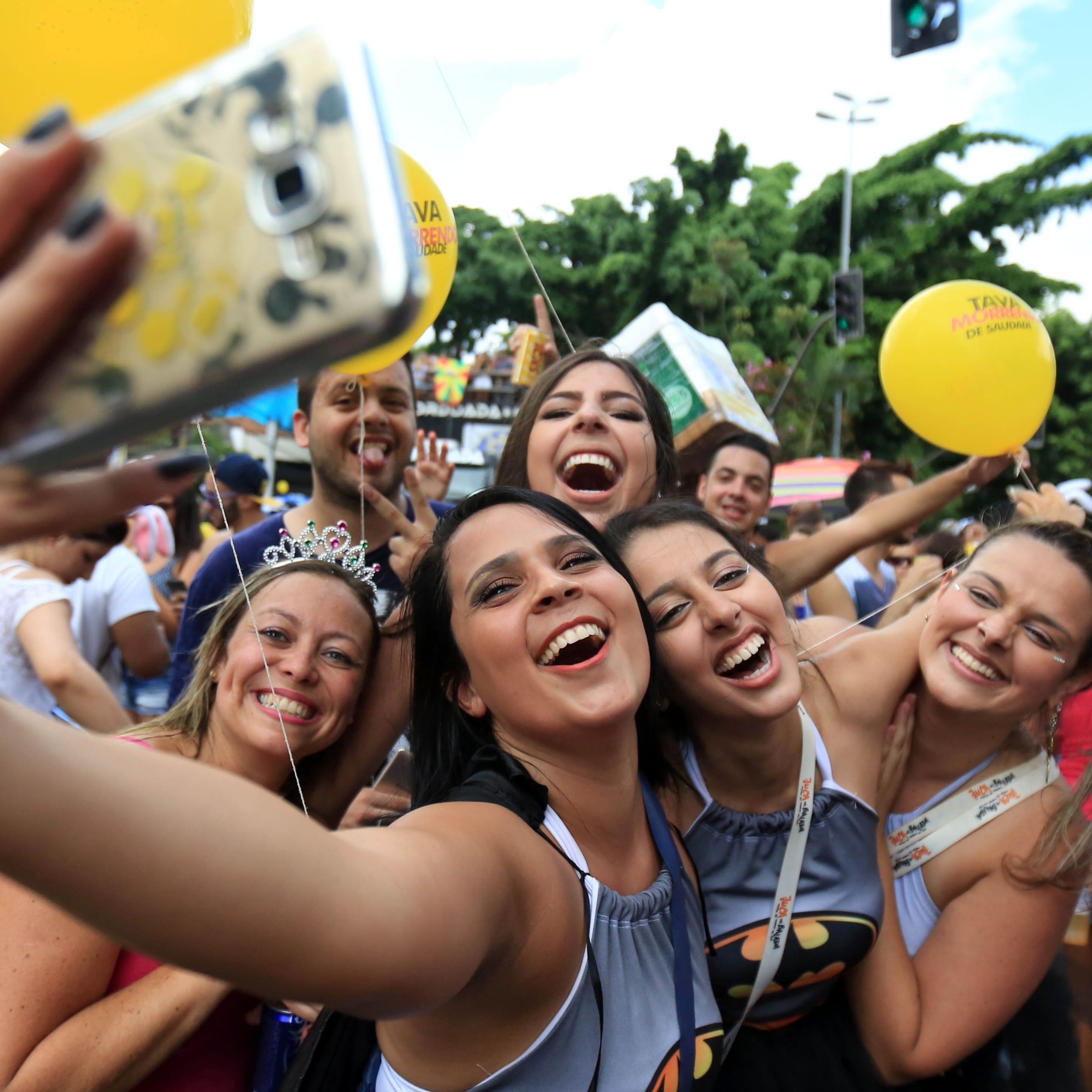 SEGUNDA-FEIRA /// BLOQUINHO DA MALDADE