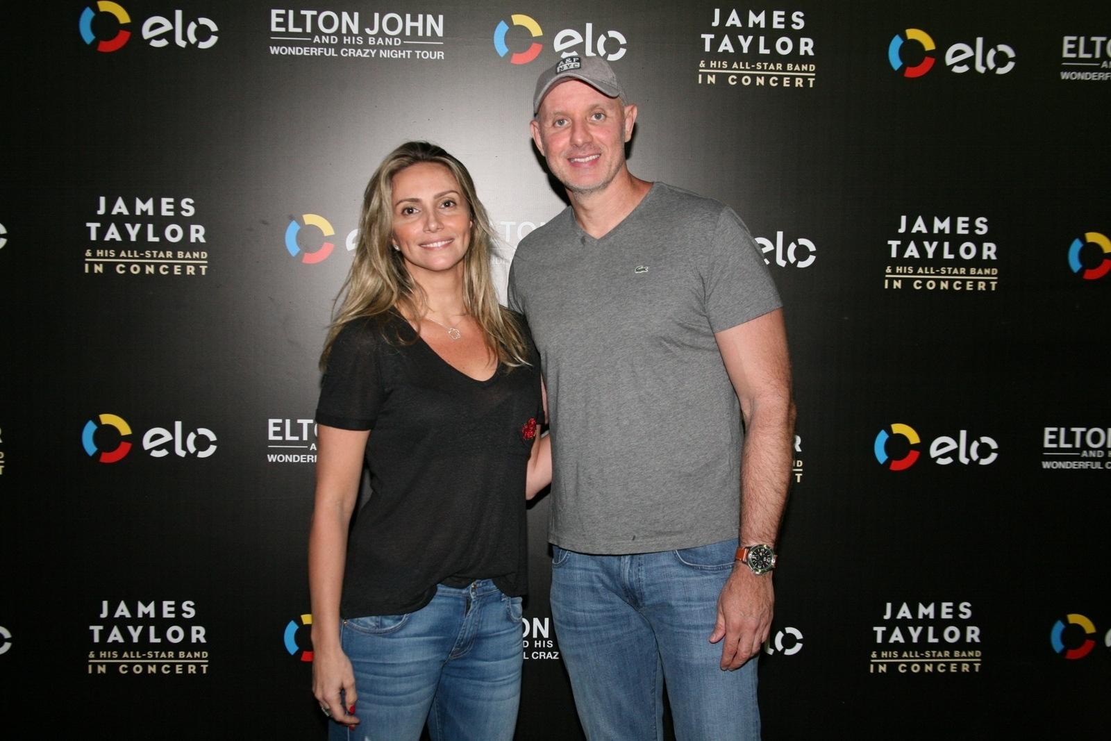 O ex-jogador Tande com a namorada Tatiana Pansini - RT Fotografia/CS Eventos