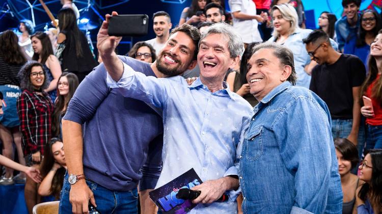 Serginho Groisman recebe Cauã Reymond e Dedé Santana no “Altas Horas” - Ramón Vasconcelos / TV Globo - Ramón Vasconcelos / TV Globo