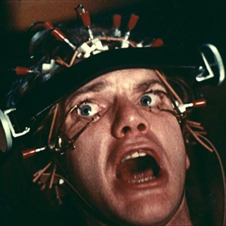 Malcolm McDowell em cena de "Laranja Mecânica" (1971), filme de Stanley Kubrick - Divulgação