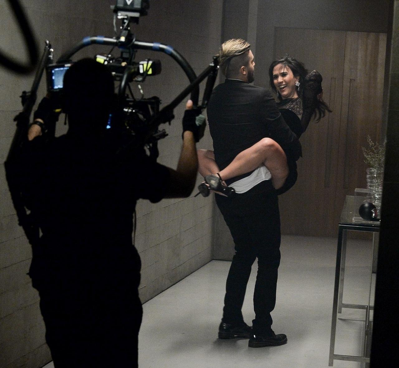 Luan Santana e Tatá Werneck em gravação de novo clipe - Francisco Cepeda/AgNews