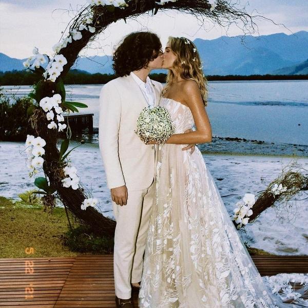 Sasha e João Figueiredo se casam no Rio de Janeiro
