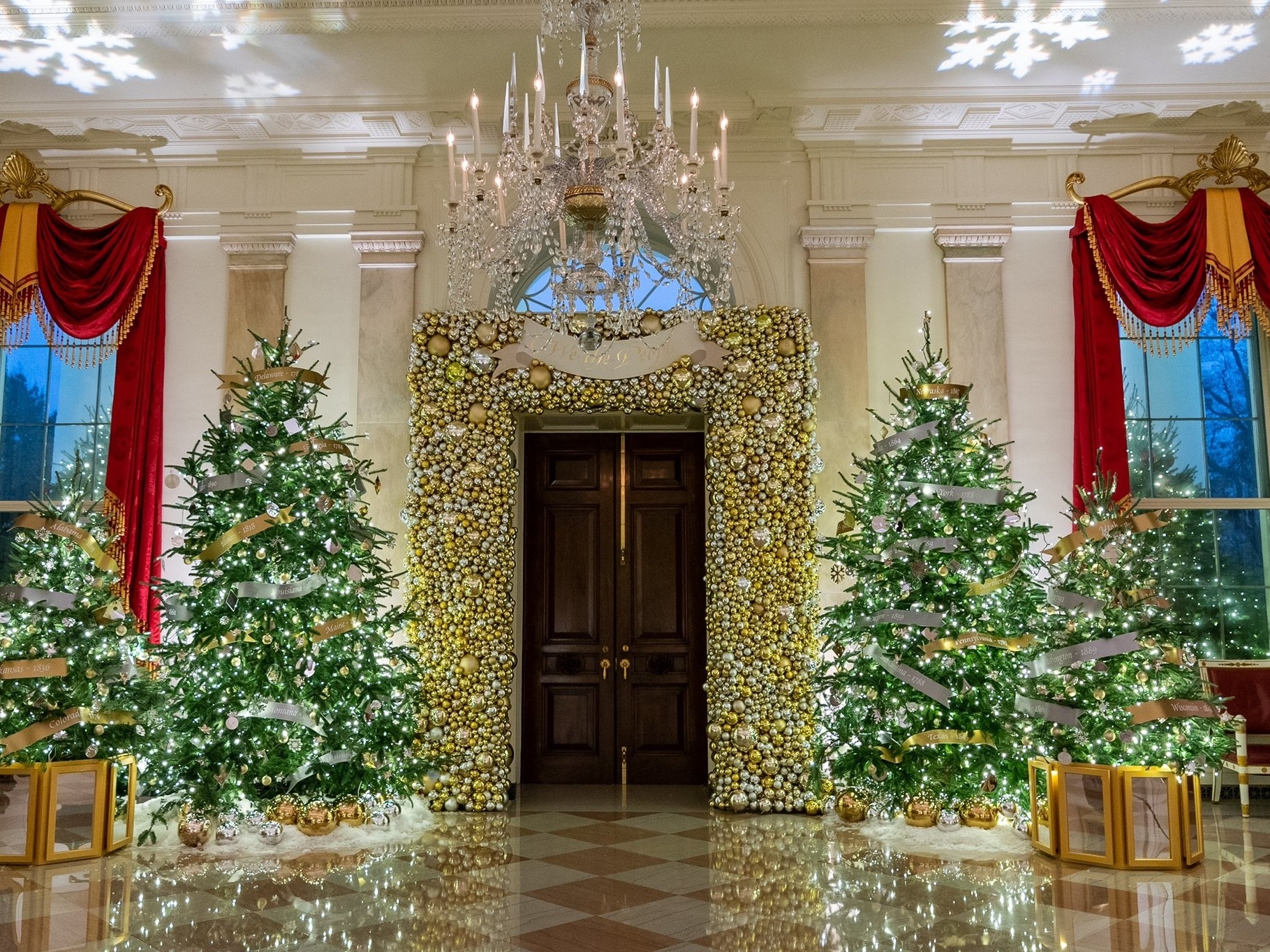 Árvore de Natal Branca? Veja dicas de decoração diferente