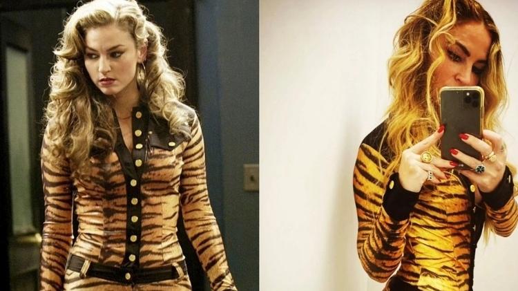 Atriz Drea de Matteo com o macacão de tigre em 2003 e em 2022, respectivamente