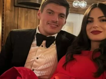 Kelly Piquet mostra Natal com Max Verstappen e exibe barrigão de grávida