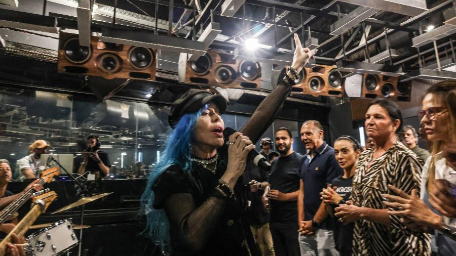 Culto na D-Edge, em São Paulo, tem Baby do Brasil Culto na D-Edge, em São Paulo, tem Baby do Brasil