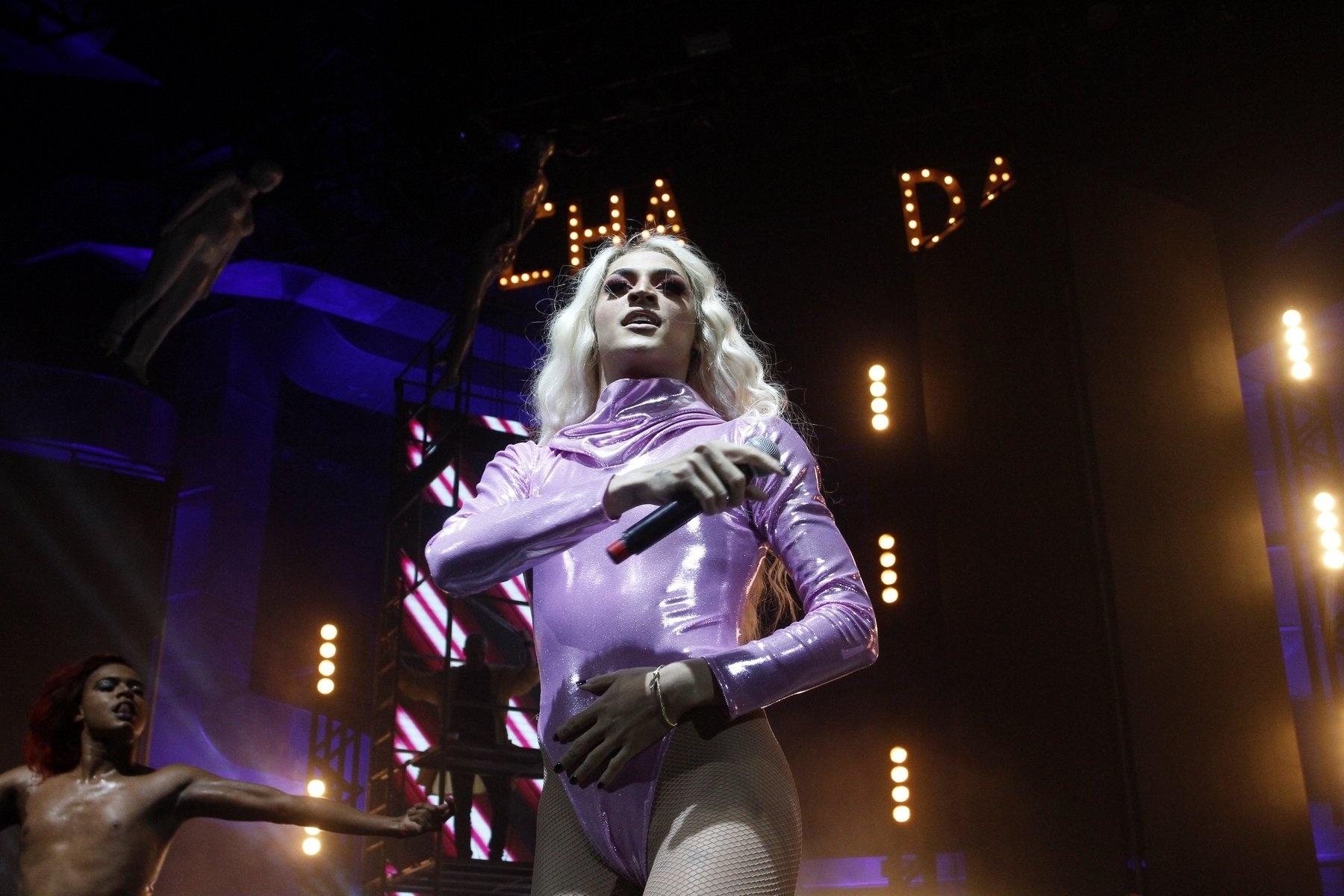 A drag Pabllo Vittar fez um show repleto de coreografias e super sensual no baile Chá da Alice, na Fundição Progresso, no Rio de Janeiro - Thyago Andrade/Brazilnews