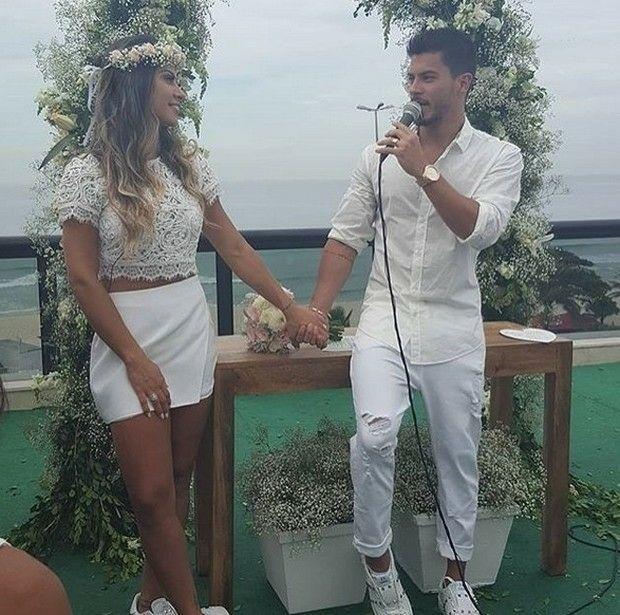 o ator Arthur Aguiar e a empresária e ex-BBB Mayra Cardi trocaram alianças. - Reprodução/Instagram