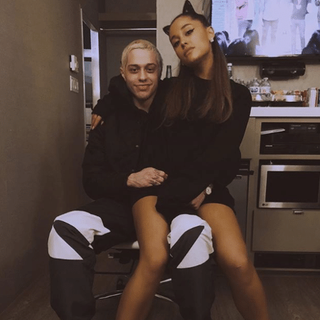 Ariana Grande e o comediante Pete Davidson - Reproduçã/Instagram