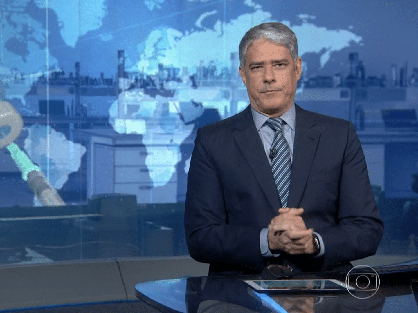William Bonner e mais 20 globais são autuados pela Receita